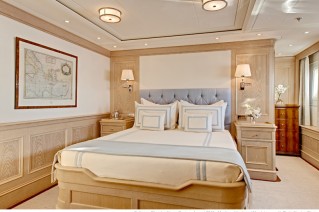 Guest Cabin on the motor yacht Calliope